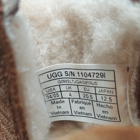 UGG Brown Kids Boots Baby Size 4/5